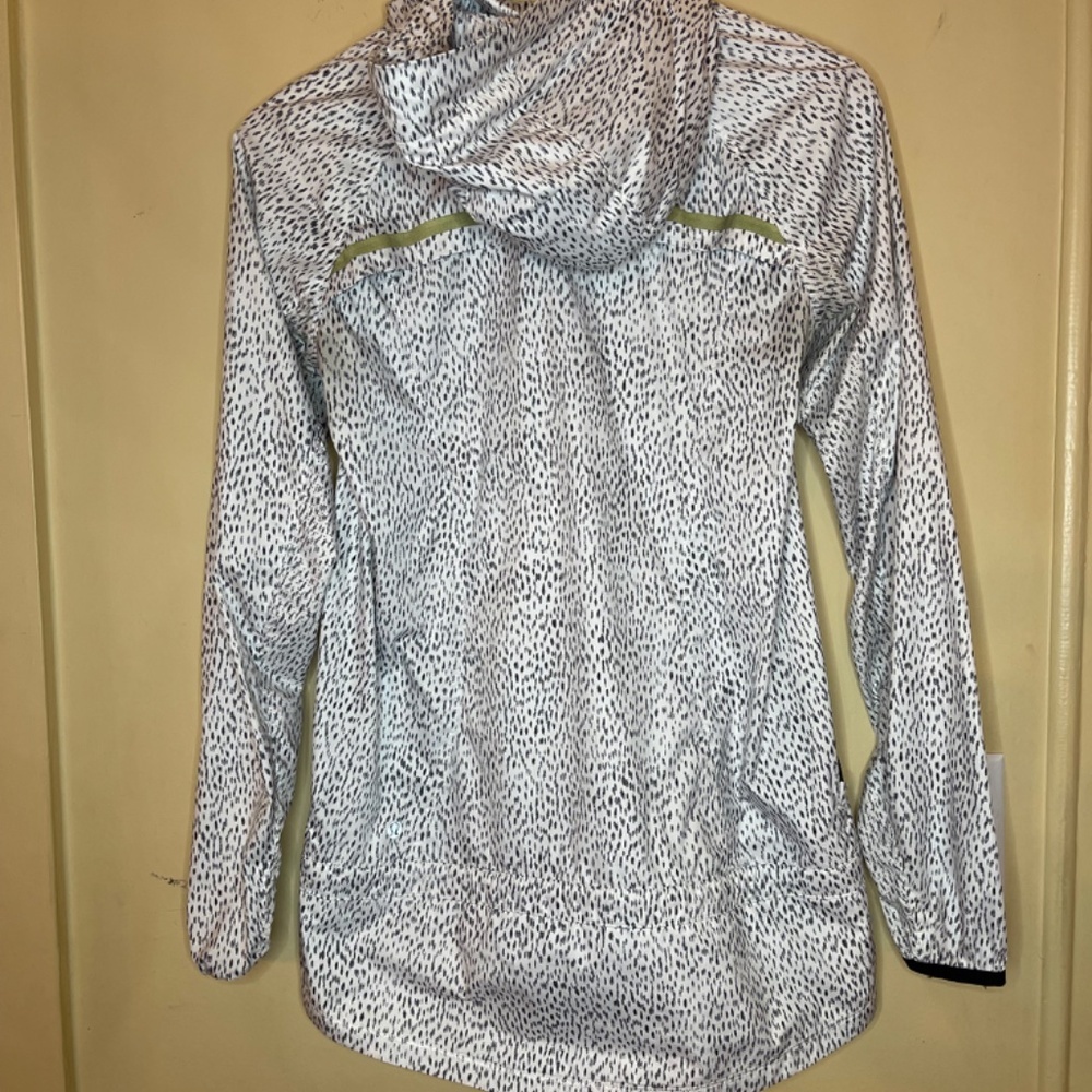 Lululemon Jacket Windbraker Jacket - image 8